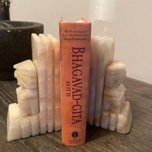 Bhagavad-Gita As It Is by Prabhupada, A. C. Bhaktivedanta Swami